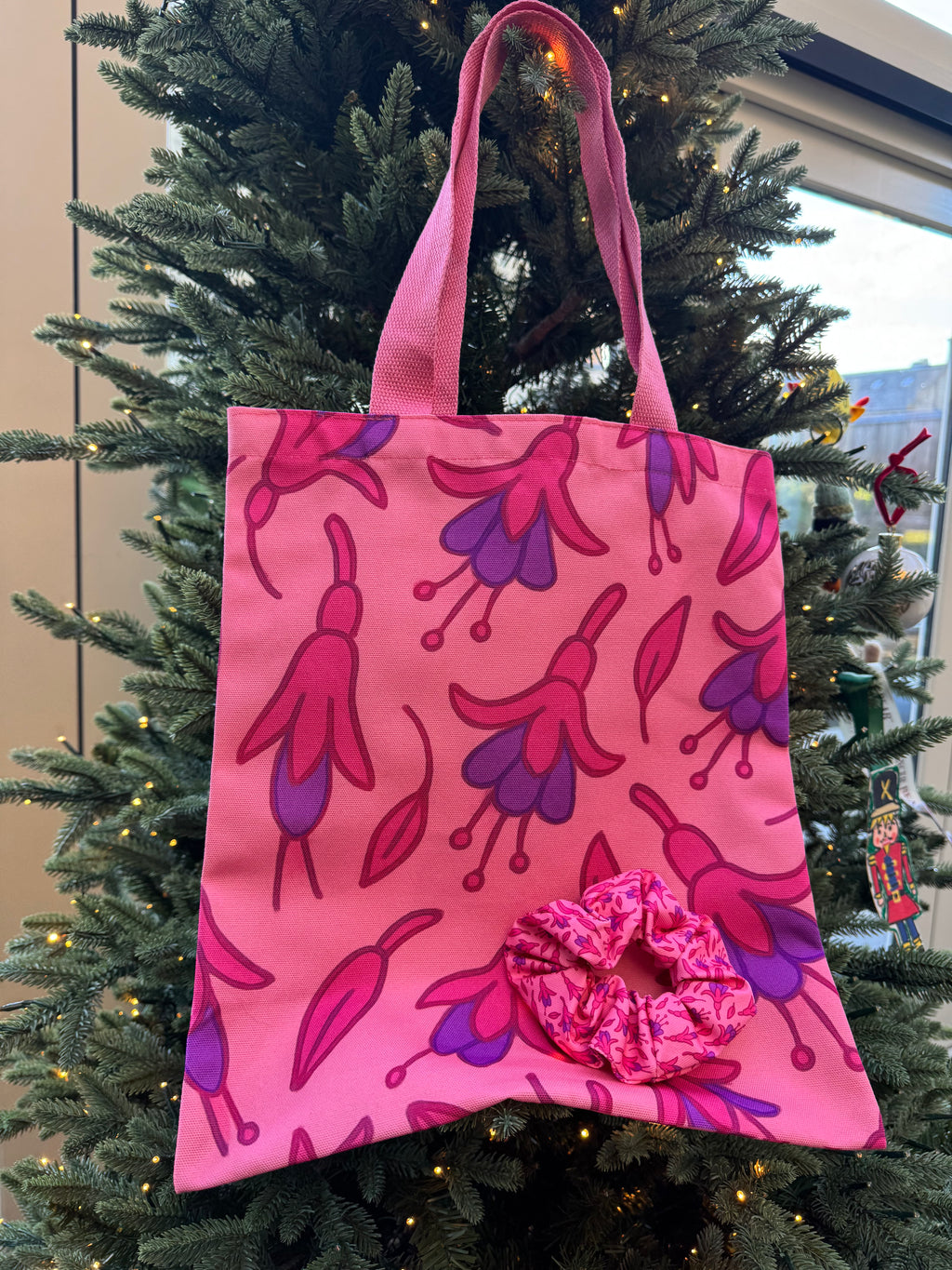 Fuchsia Flower Canvas Tote Bag – Cute Cartoon Floral Design Matching Gift Set Available